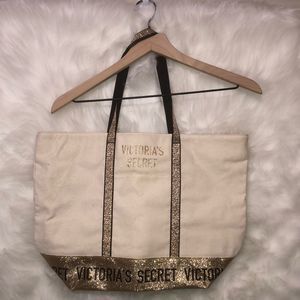 Victoria’s Secret tote bag